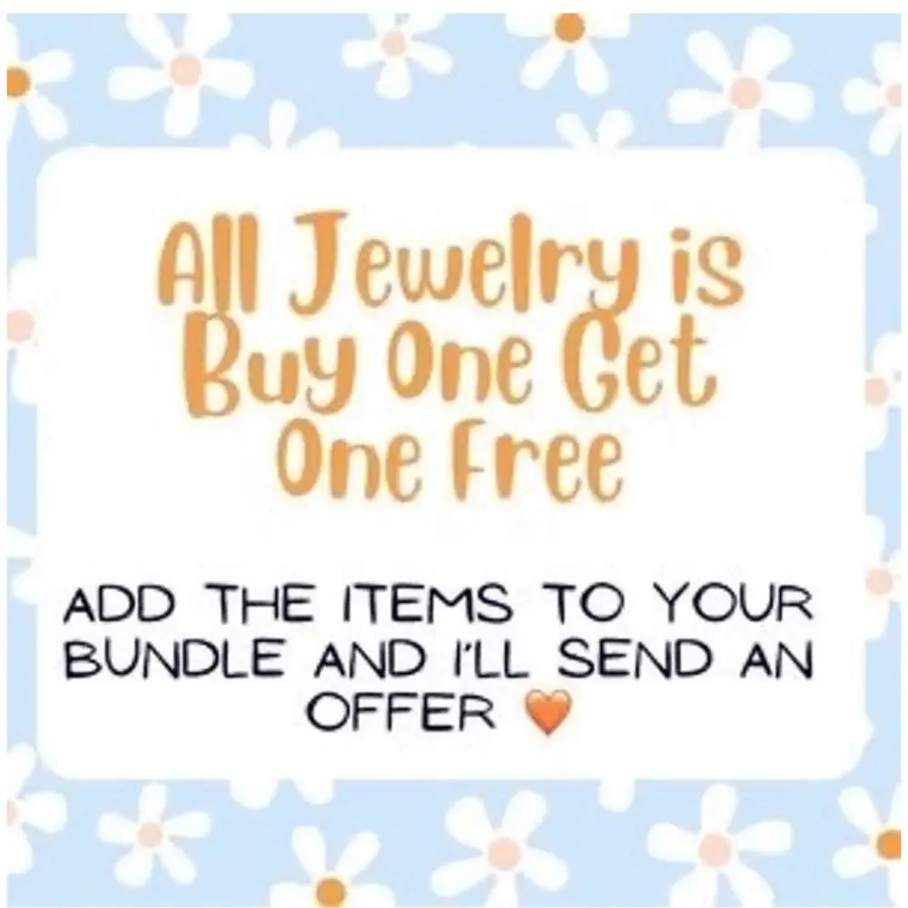 BOGO FREE VINTAGE COSTUME, LONG GALA PEARLS